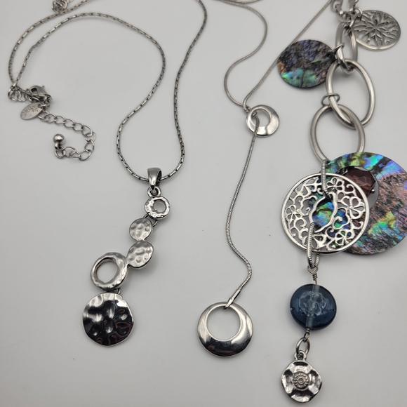 Lia Sophia Silver and Yellow Multi-Pendant Necklace Log of 4 - Picture 2 of 14